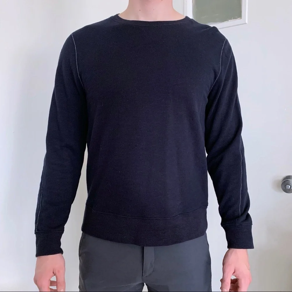 Banana Republic navy crewneck sweatshirt terry preppy nautical beach classic Y2K